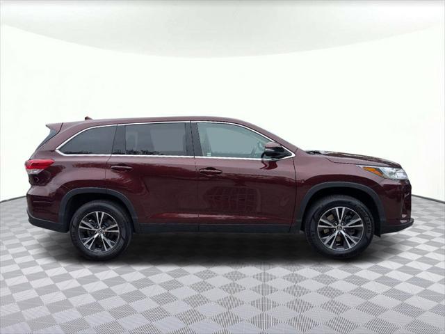 used 2019 Toyota Highlander car, priced at $22,992