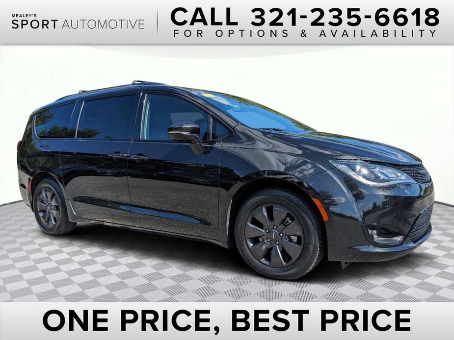 used 2020 Chrysler Pacifica Hybrid car, priced at $25,992