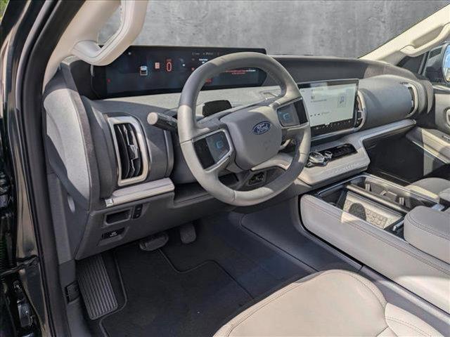 new 2025 Ford Expedition car, priced at $68,705