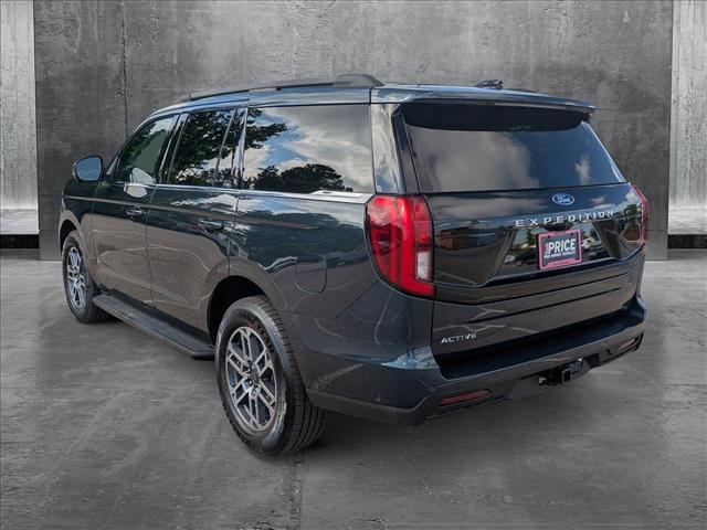 new 2025 Ford Expedition car, priced at $68,705