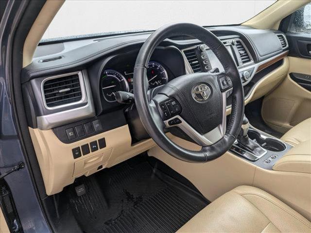 used 2017 Toyota Highlander Hybrid car, priced at $18,499