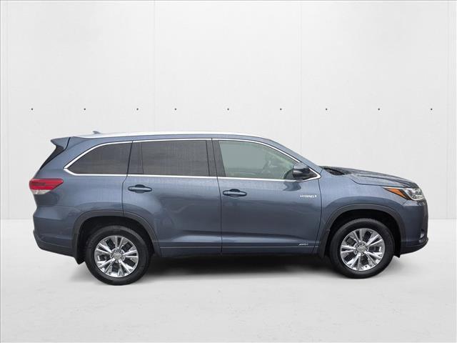 used 2017 Toyota Highlander Hybrid car, priced at $18,499