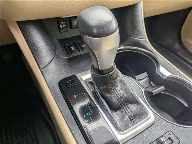 used 2017 Toyota Highlander Hybrid car, priced at $18,499