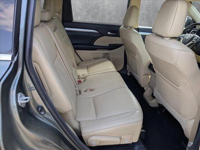 used 2018 Toyota Highlander Hybrid car, priced at $20,749