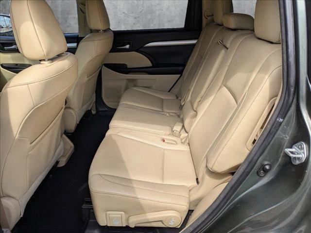 used 2018 Toyota Highlander Hybrid car, priced at $20,749