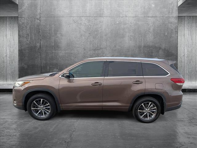 used 2017 Toyota Highlander car, priced at $15,978