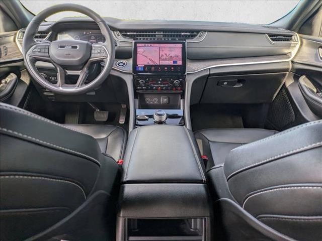 used 2025 Jeep Grand Cherokee car, priced at $39,994