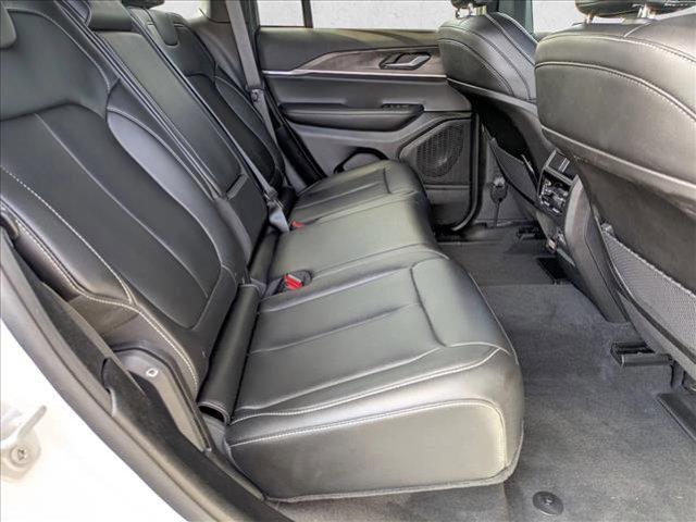 used 2025 Jeep Grand Cherokee car, priced at $39,994
