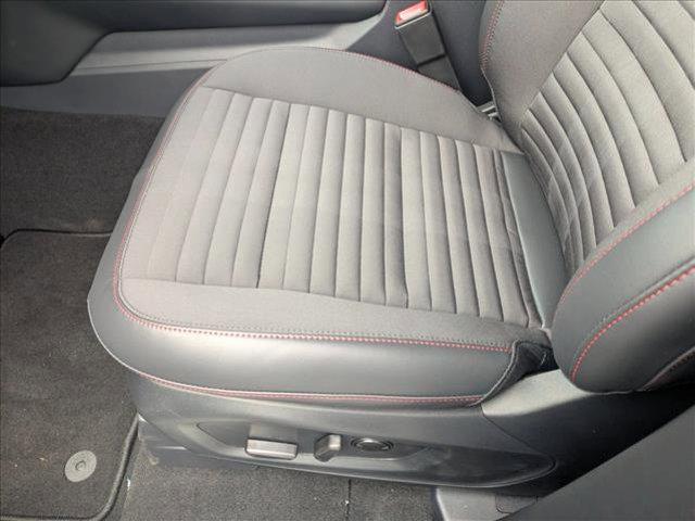 new 2025 Ford Explorer car, priced at $43,862