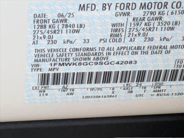 new 2025 Ford Explorer car, priced at $58,478