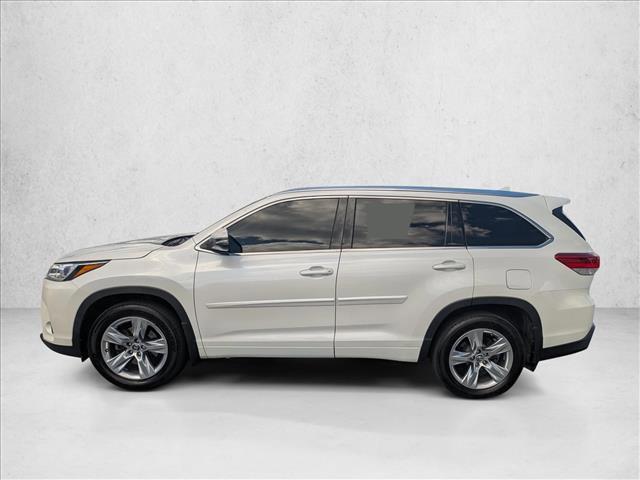 used 2017 Toyota Highlander car, priced at $17,999