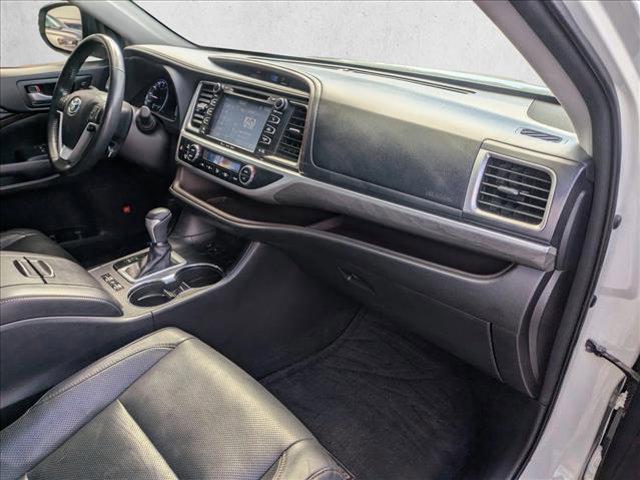 used 2017 Toyota Highlander car, priced at $17,999