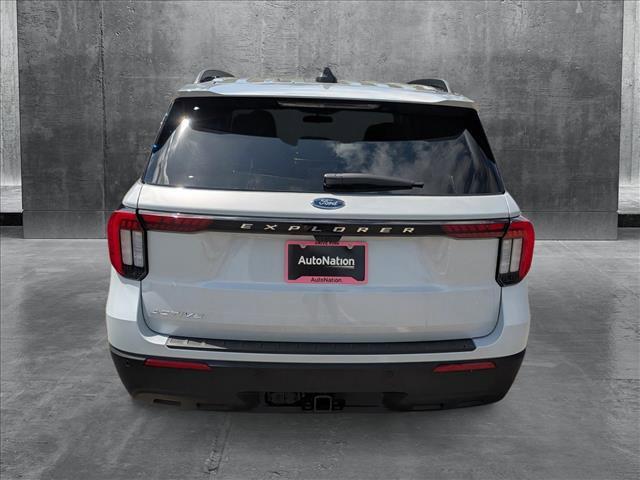 new 2025 Ford Explorer car, priced at $38,978