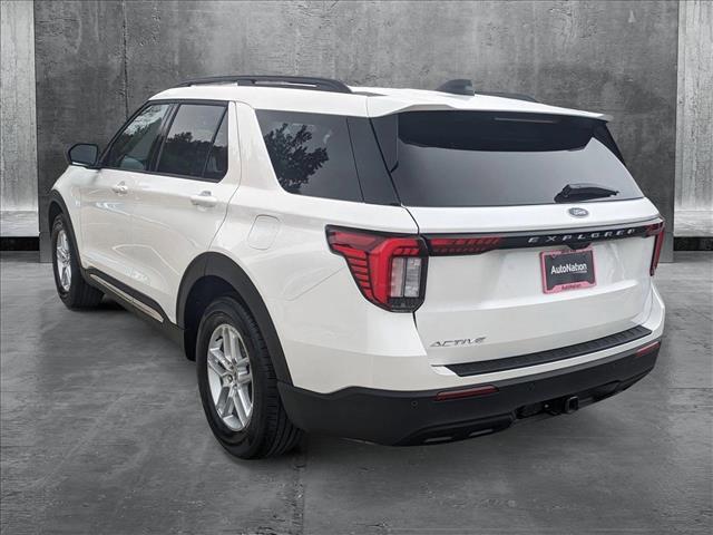 new 2025 Ford Explorer car, priced at $37,478