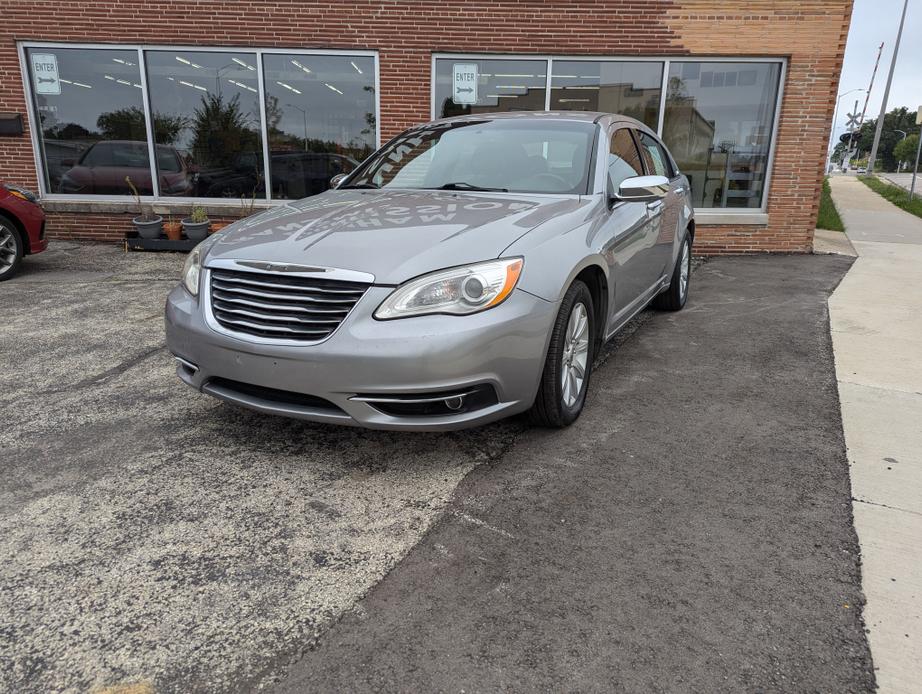 used 2013 Chrysler 200 car, priced at $6,500