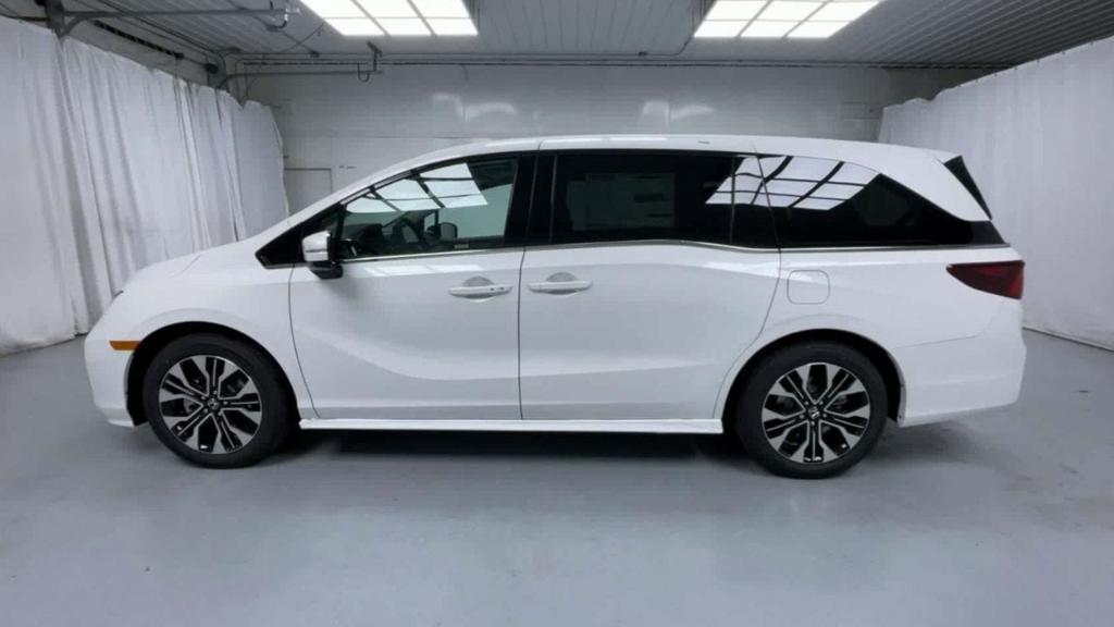 new 2025 Honda Odyssey car, priced at $51,230