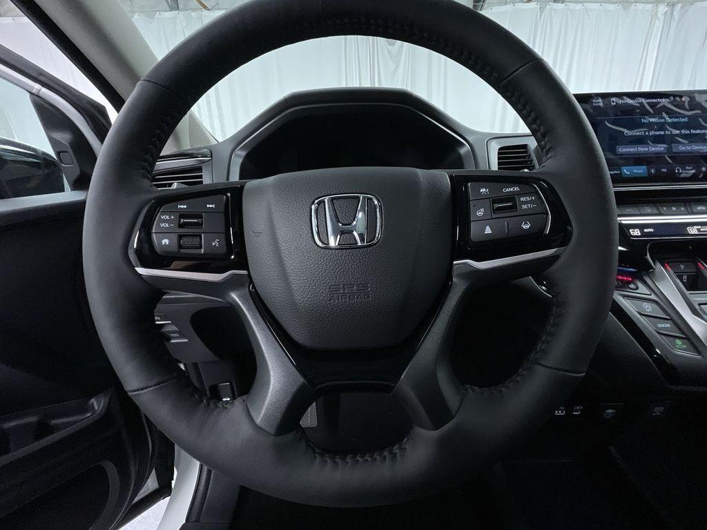 new 2025 Honda Odyssey car, priced at $51,230