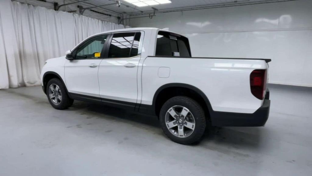 new 2024 Honda Ridgeline car, priced at $44,655