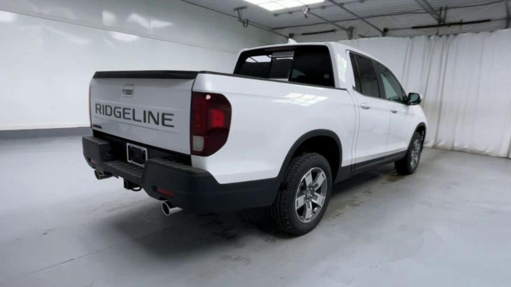 new 2024 Honda Ridgeline car, priced at $44,655