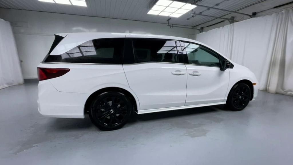 new 2025 Honda Odyssey car, priced at $42,965