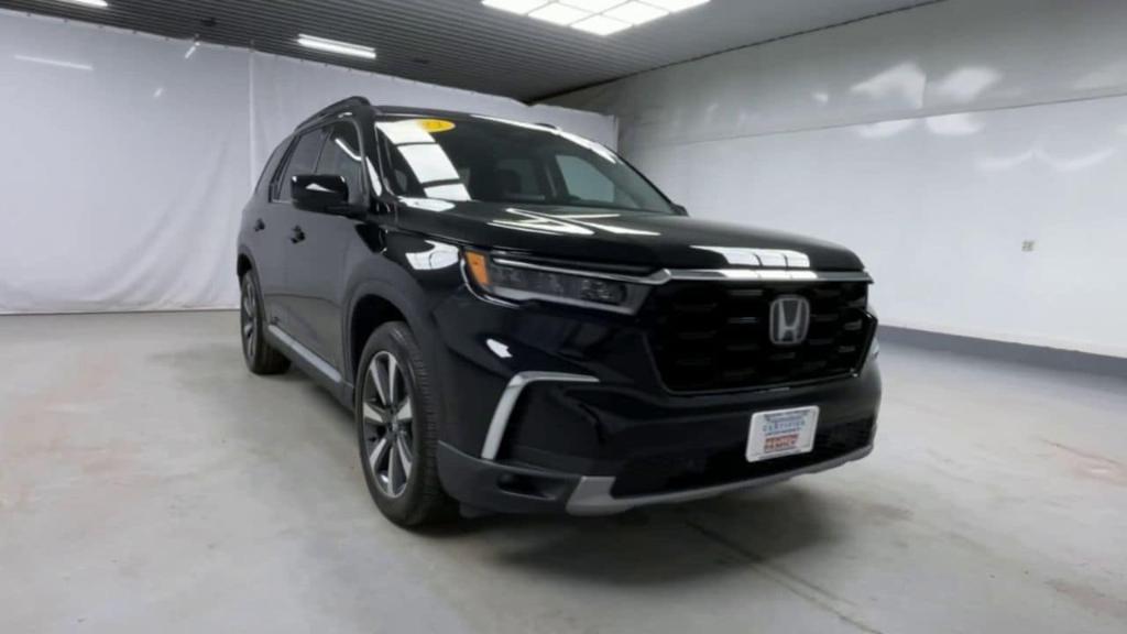 used 2023 Honda Pilot car, priced at $44,900