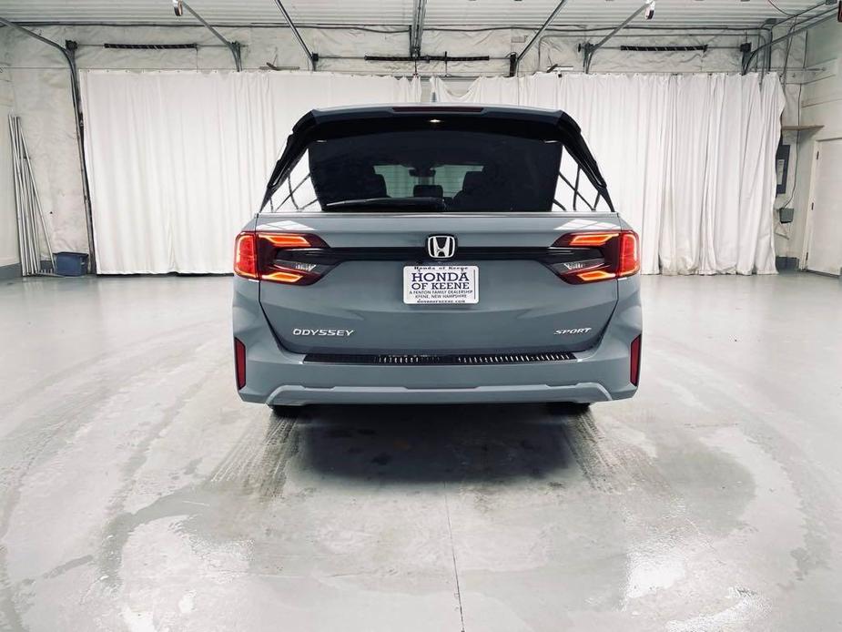 new 2025 Honda Odyssey car, priced at $43,420