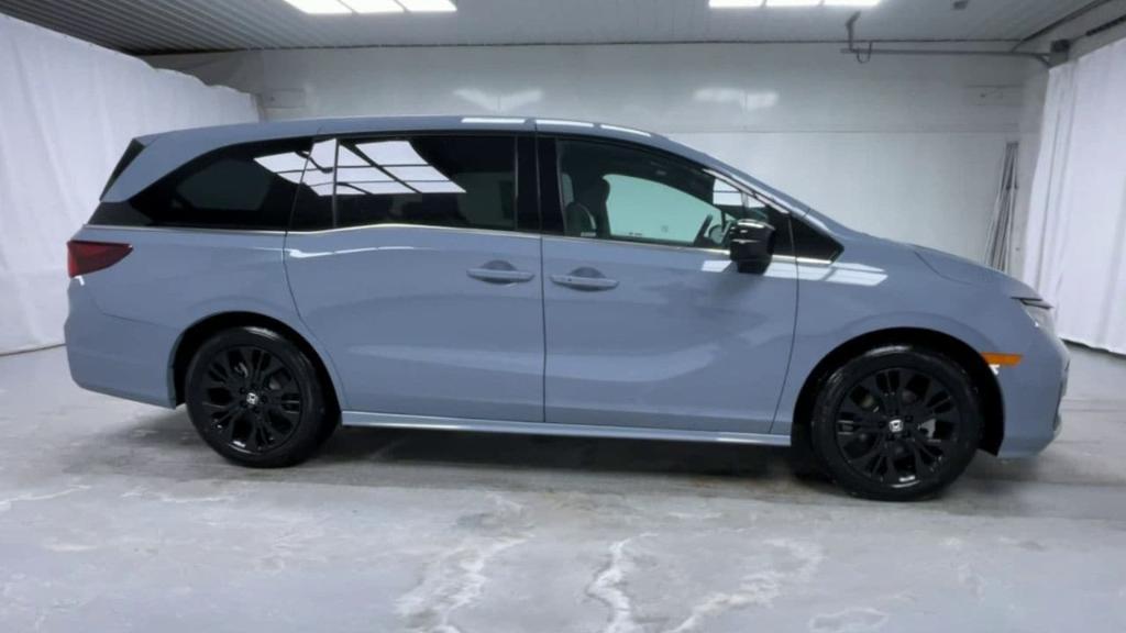 new 2025 Honda Odyssey car, priced at $42,965