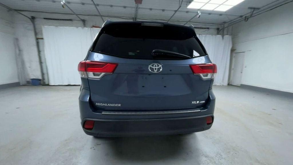 used 2018 Toyota Highlander car, priced at $25,458