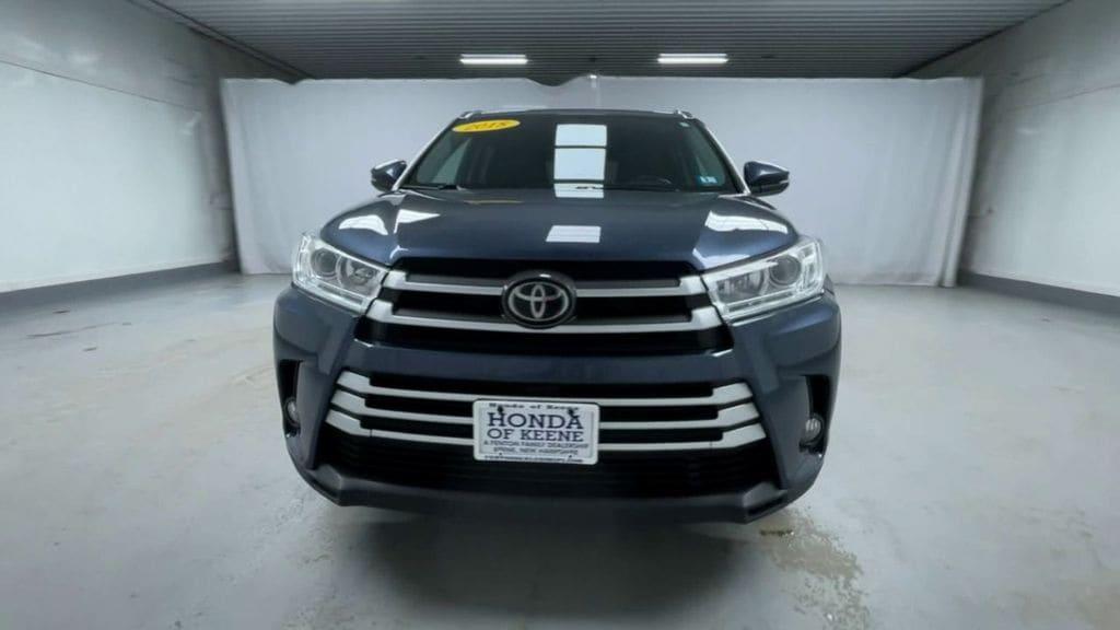used 2018 Toyota Highlander car, priced at $25,458