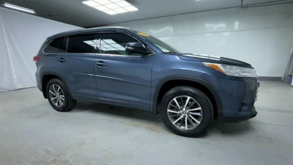 used 2018 Toyota Highlander car, priced at $25,458