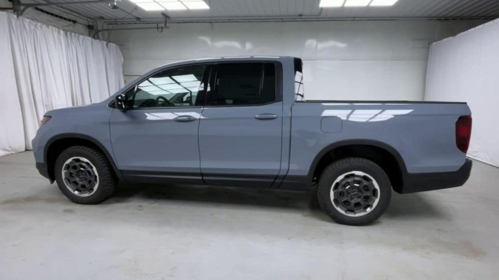 new 2024 Honda Ridgeline car, priced at $43,900