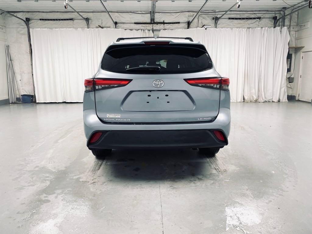 used 2020 Toyota Highlander car, priced at $30,995