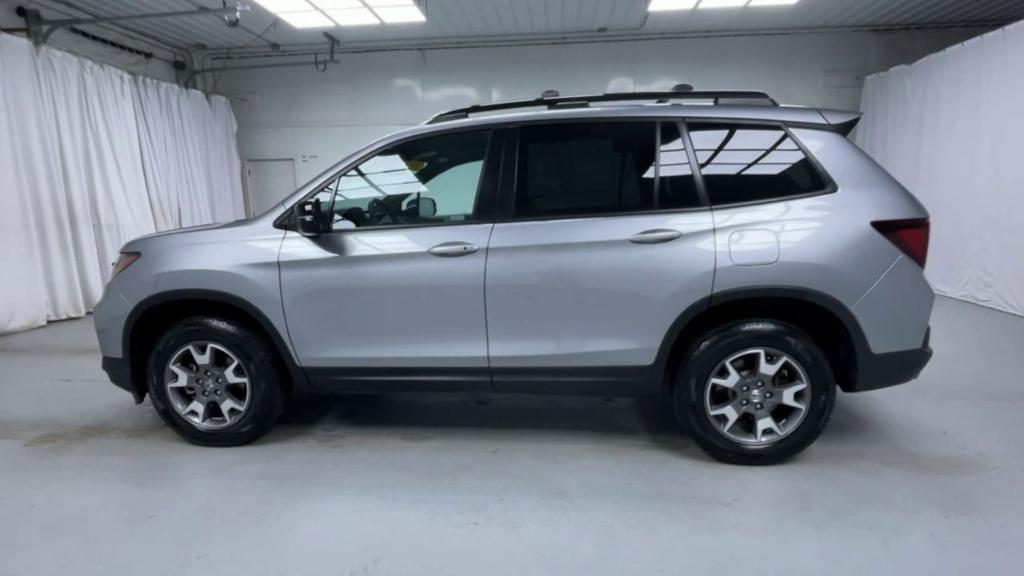 used 2022 Honda Passport car, priced at $34,900