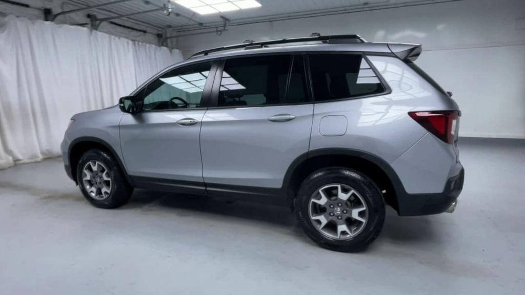 used 2022 Honda Passport car, priced at $36,900