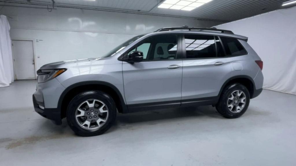 used 2022 Honda Passport car, priced at $36,900