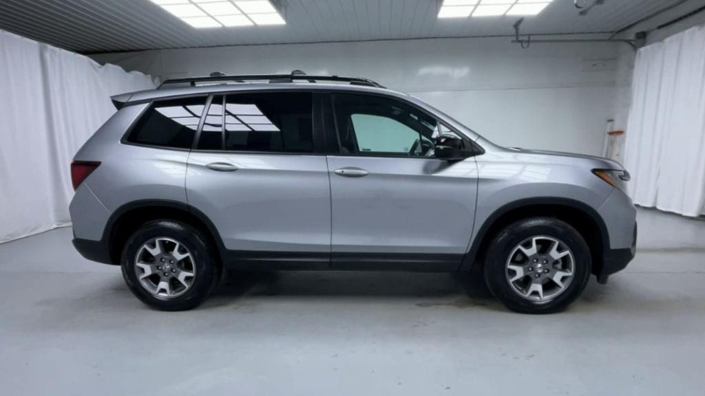 used 2022 Honda Passport car, priced at $36,900