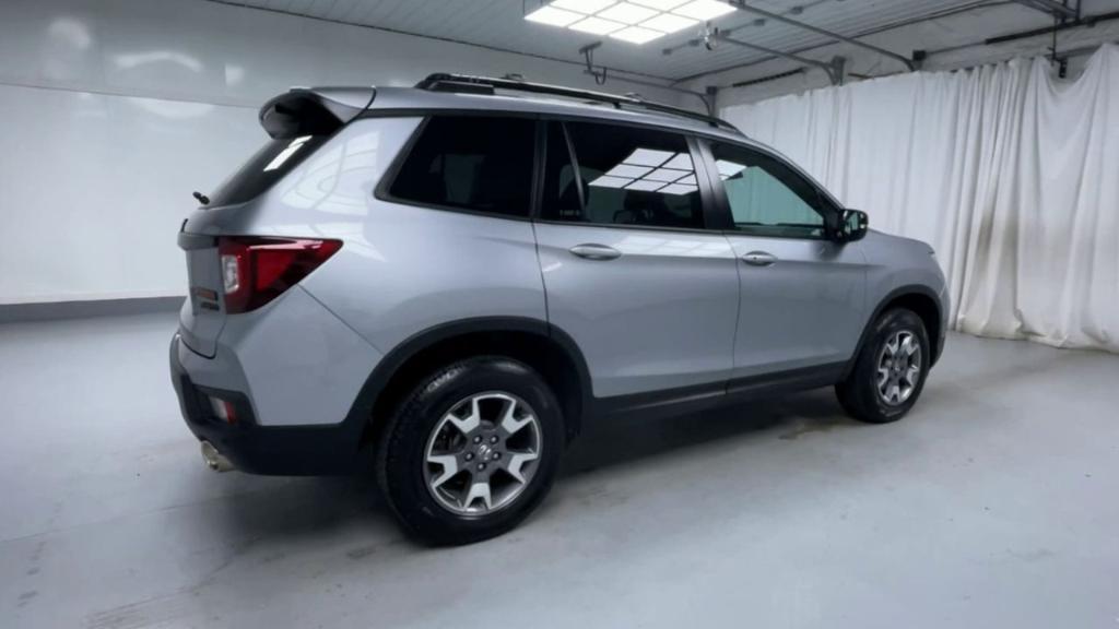 used 2022 Honda Passport car, priced at $34,900