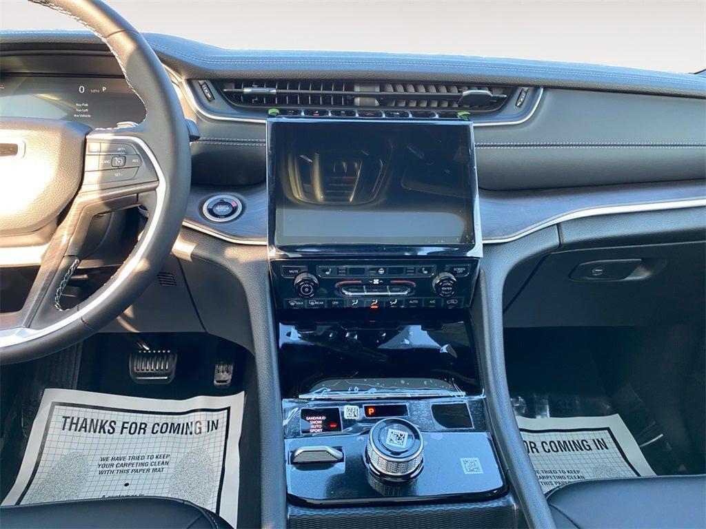 new 2025 Jeep Grand Cherokee L car, priced at $54,330