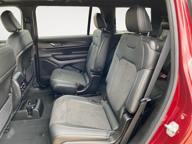 new 2025 Jeep Grand Cherokee L car, priced at $48,370