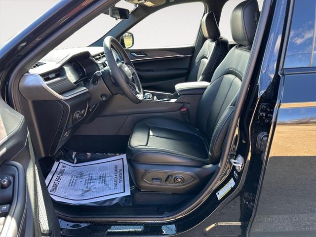 new 2025 Jeep Grand Cherokee L car, priced at $55,555