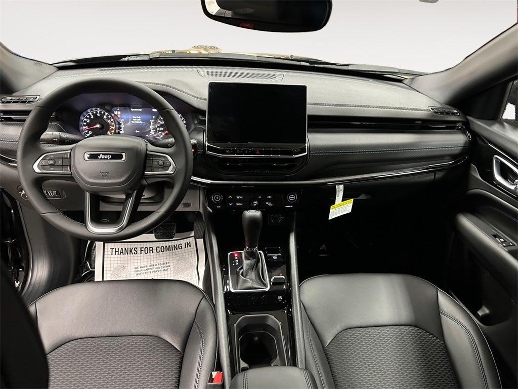 new 2025 Jeep Compass car, priced at $29,000