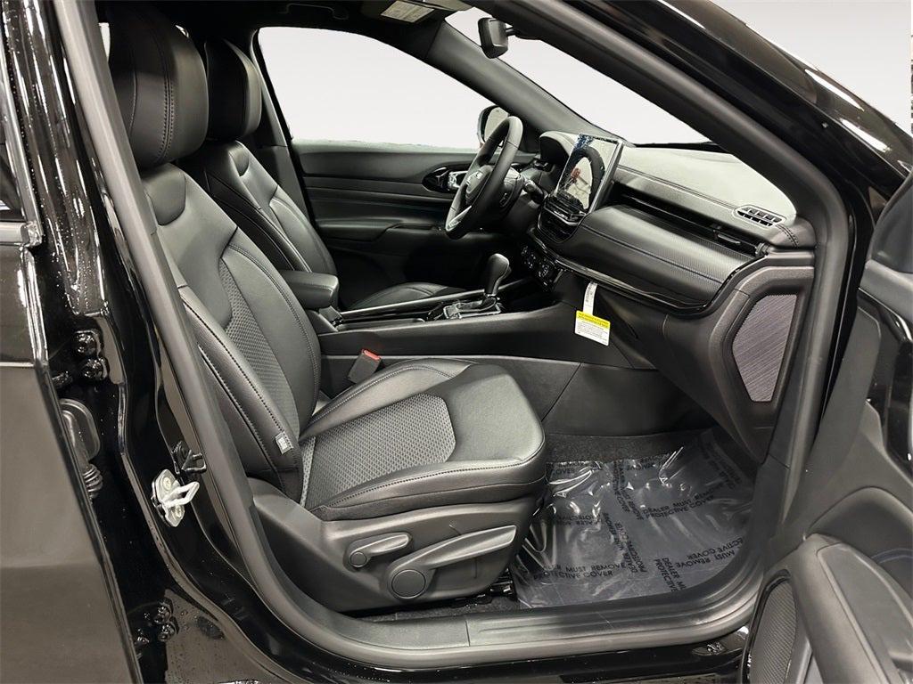 new 2025 Jeep Compass car, priced at $29,000