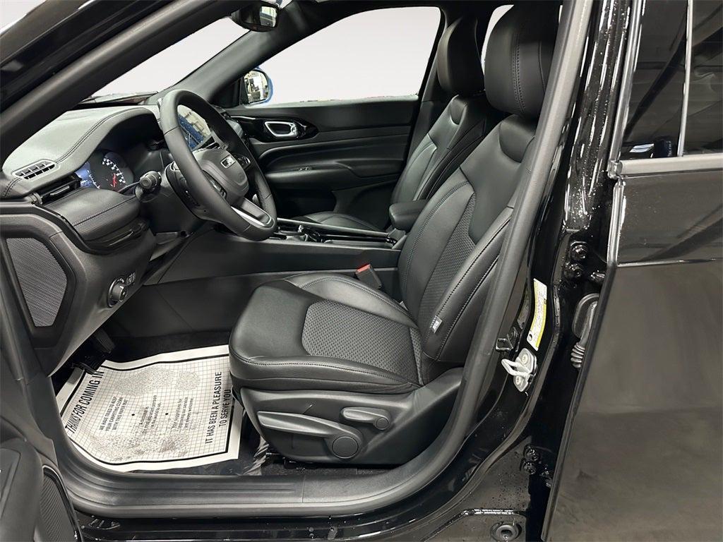 new 2025 Jeep Compass car, priced at $29,000
