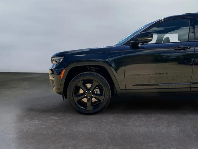 new 2024 Jeep Grand Cherokee L car, priced at $61,555