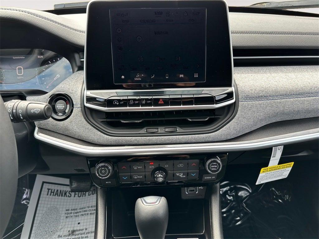 new 2025 Jeep Compass car, priced at $30,500