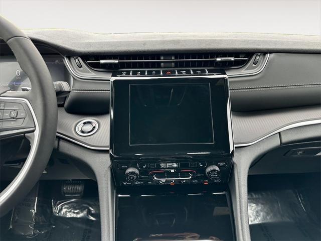 new 2025 Jeep Grand Cherokee L car, priced at $46,117