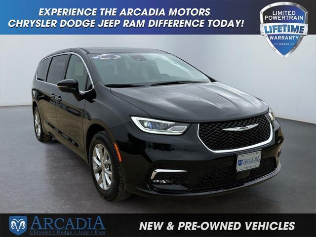 new 2025 Chrysler Pacifica car, priced at $45,453
