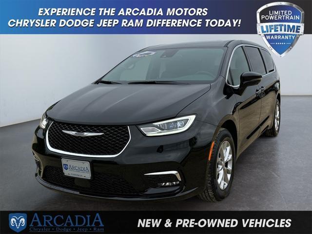new 2025 Chrysler Pacifica car, priced at $45,453