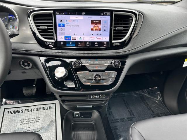 new 2025 Chrysler Pacifica car, priced at $45,453
