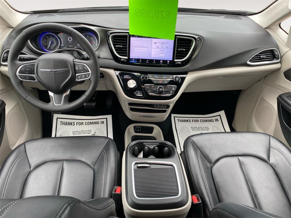 used 2024 Chrysler Pacifica car, priced at $29,999